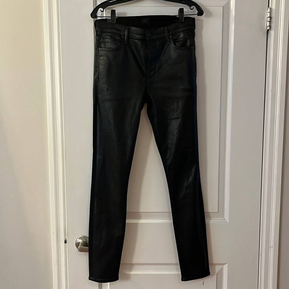Citizens of Humanity Rocket High Rise Coated Skinny in Black. Size 30.